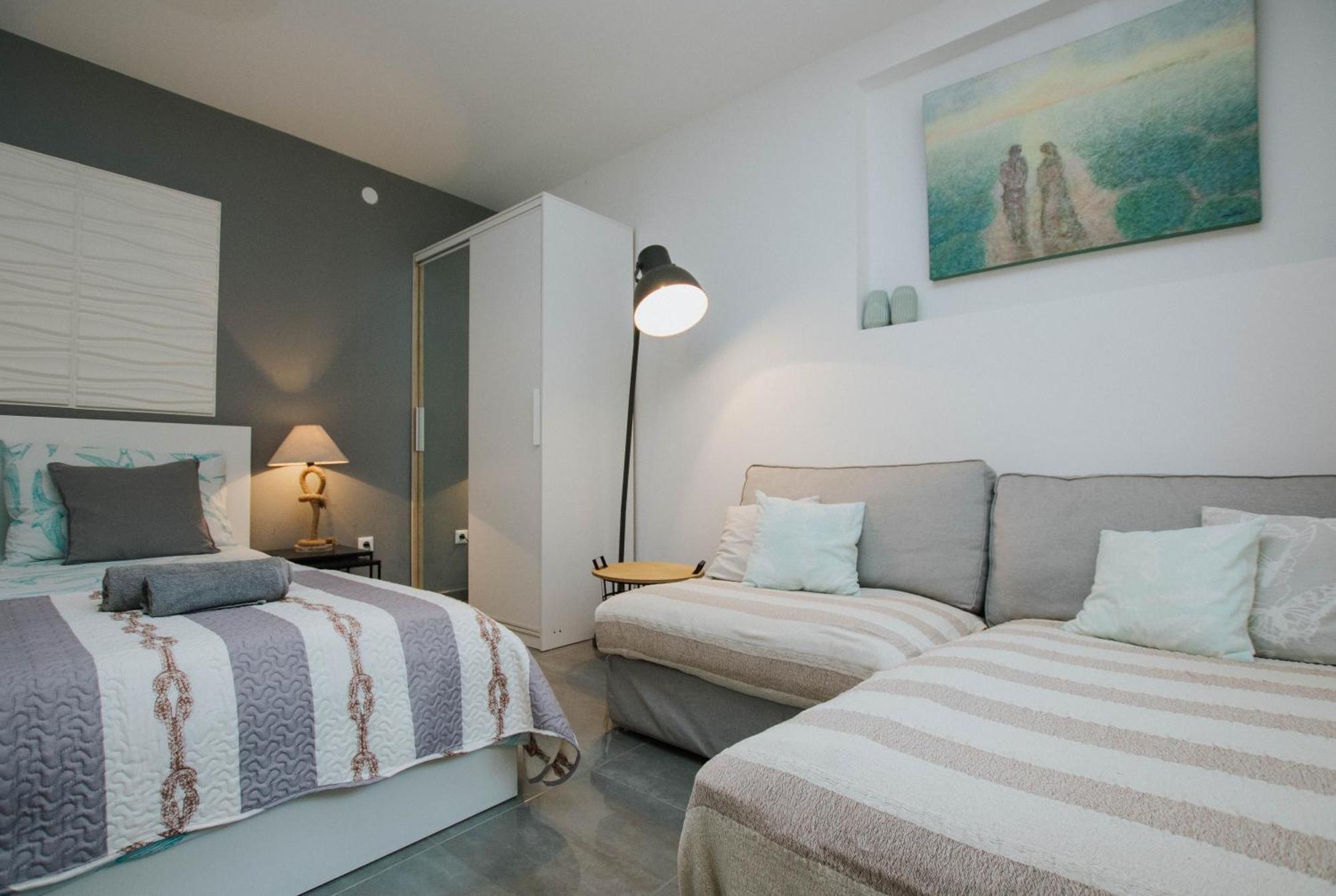 Mamma Mia Apartments-City Center Hvar Town Dış mekan fotoğraf